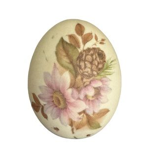 Vintage Porcelain Egg -Pink Daisies & Pine Cone, Green Felt, Cottage Theme, 2” H